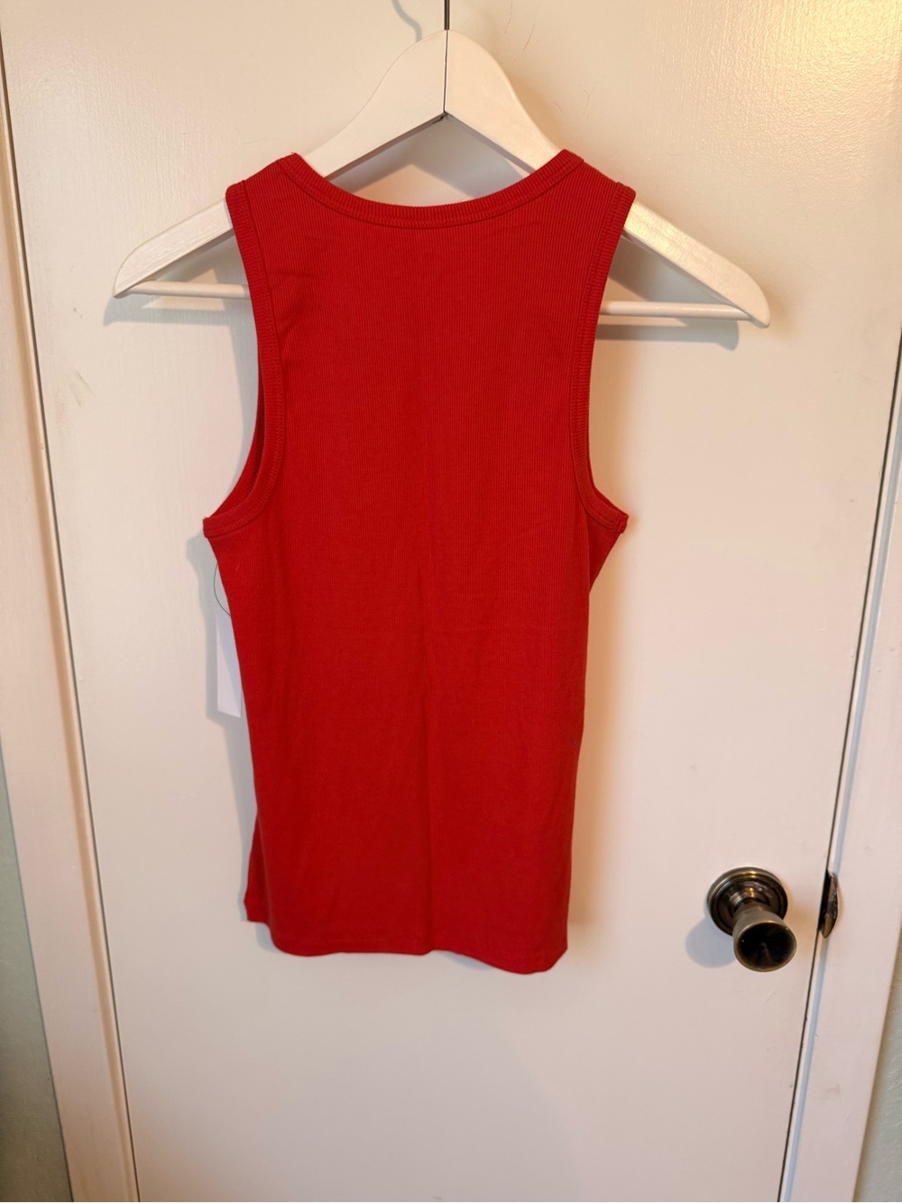 No Boundaries Red Ribbed Tank Top - Picture 2 of 4